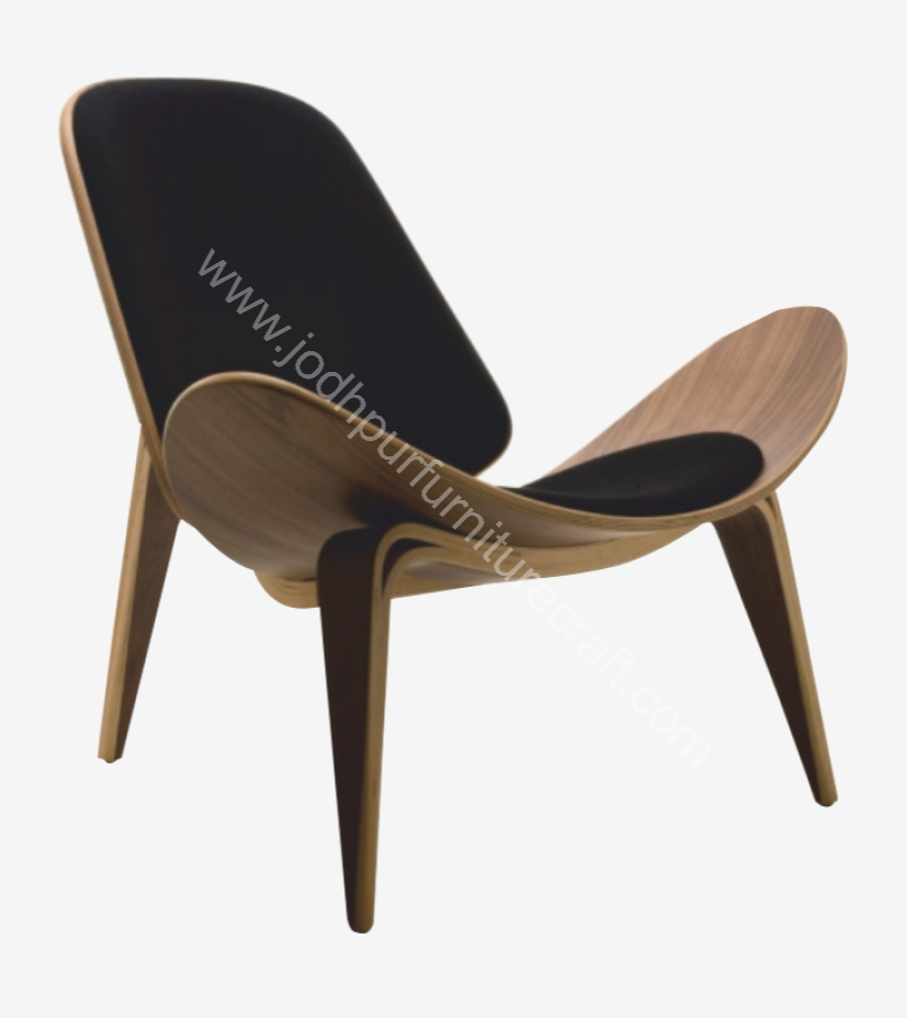 Lounge Chairs 